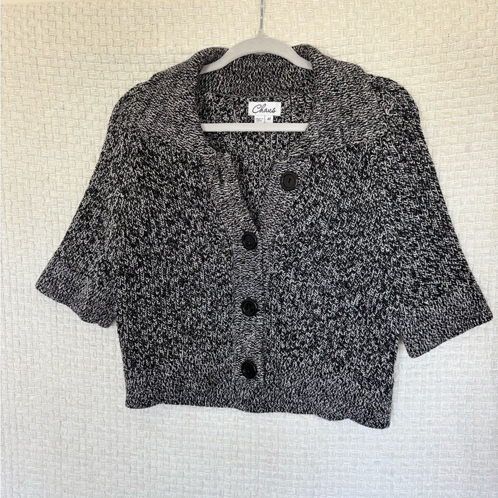 Button Down Top✨ - Picture 5 of 8